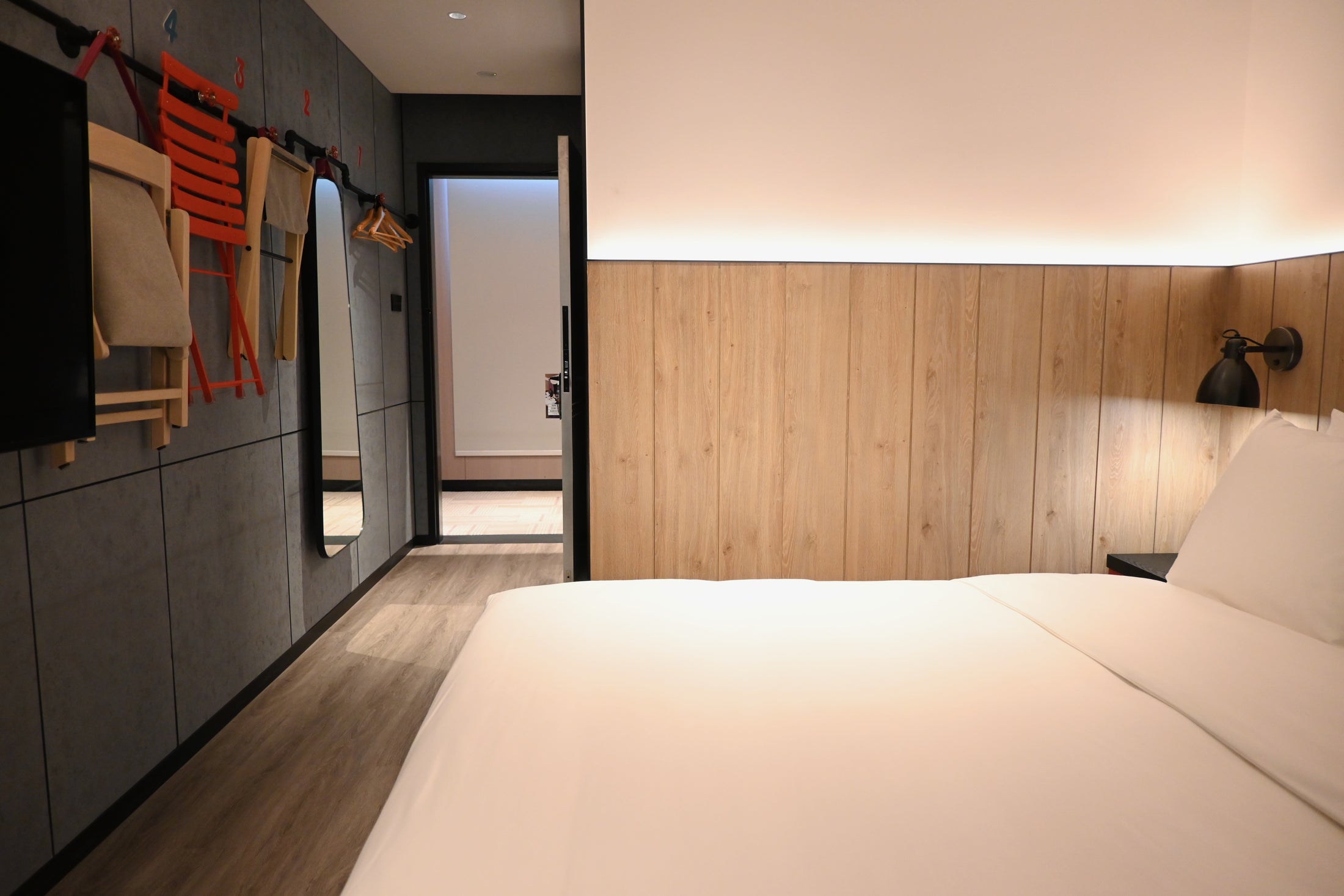 Moxy Hotel Model Room| Marriott