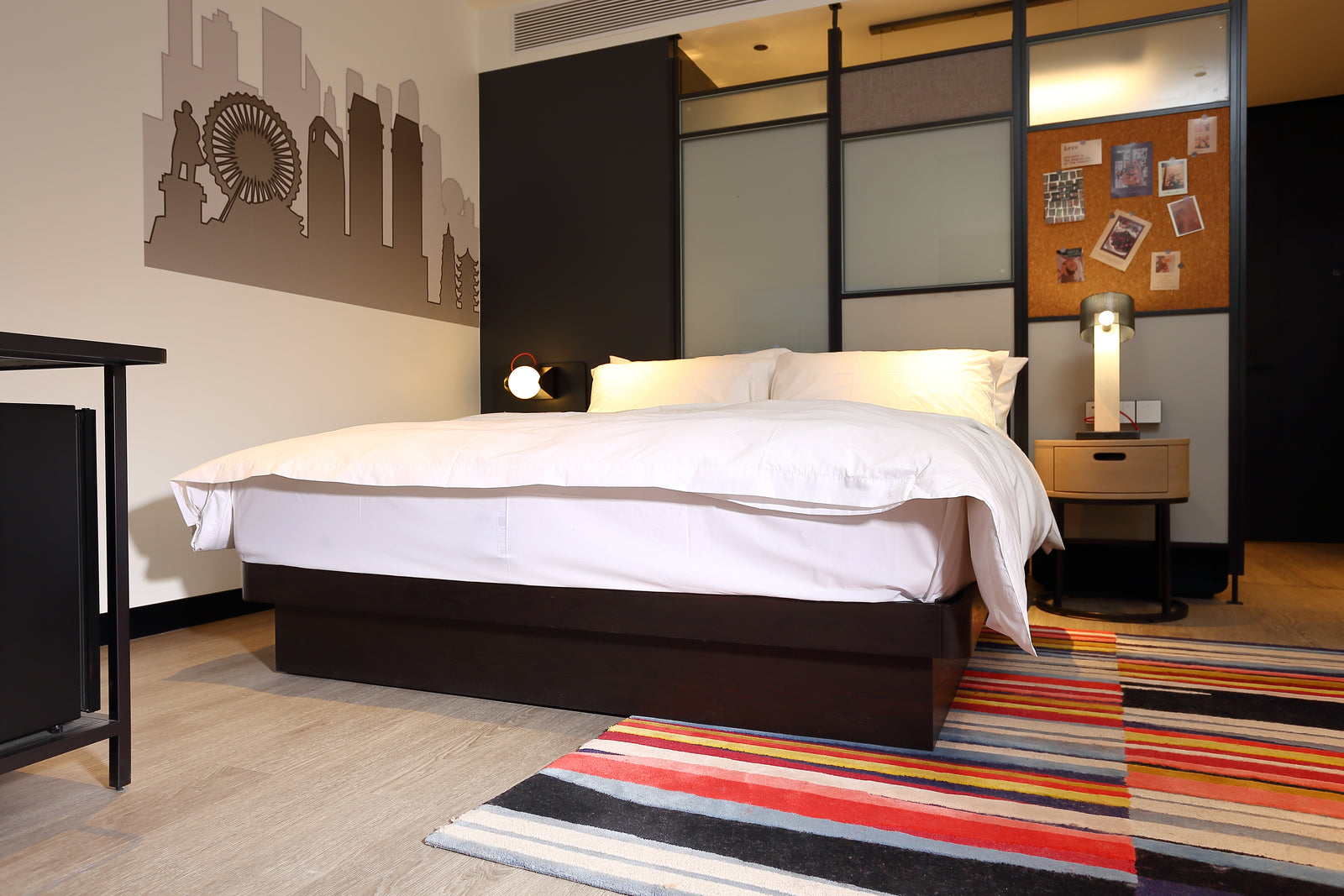 Aloft Hotel Model Room| Marriott 06
