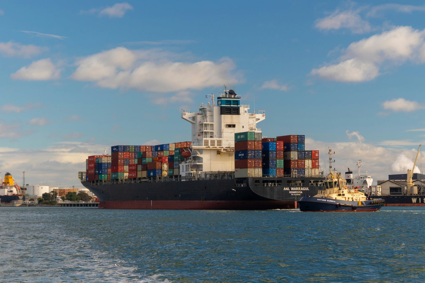 Global Logistics & Installation, Made Simple with Izza Living